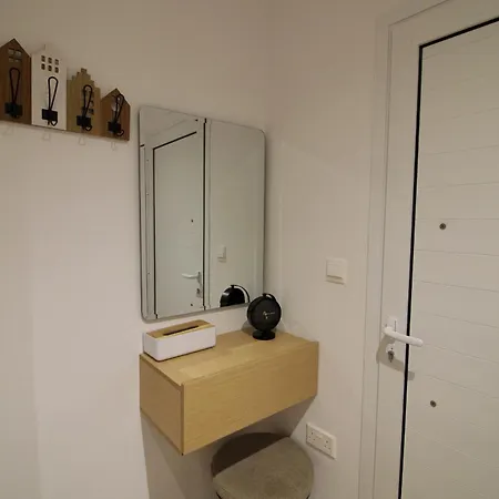 Aspri Petra Apartment
